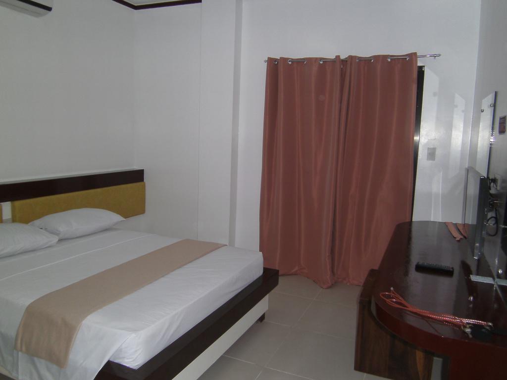 Seashore Beach Resort Puerto Galera Ngoại thất bức ảnh