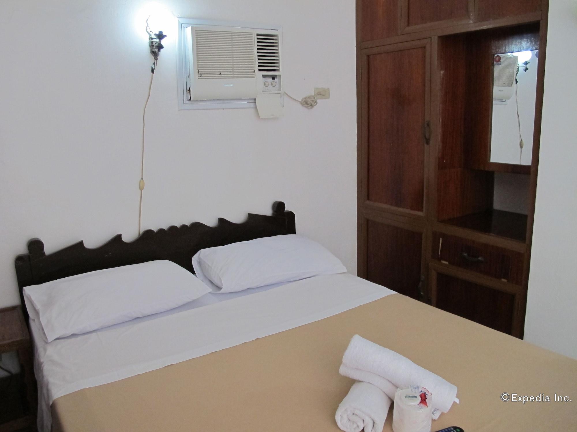 Seashore Beach Resort Puerto Galera Ngoại thất bức ảnh
