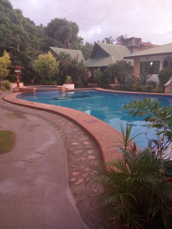 Seashore Beach Resort Puerto Galera Ngoại thất bức ảnh