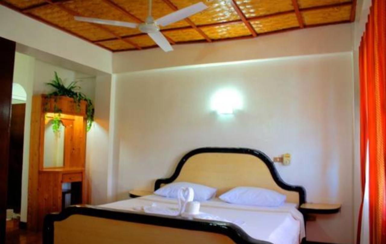 Seashore Beach Resort Puerto Galera Ngoại thất bức ảnh