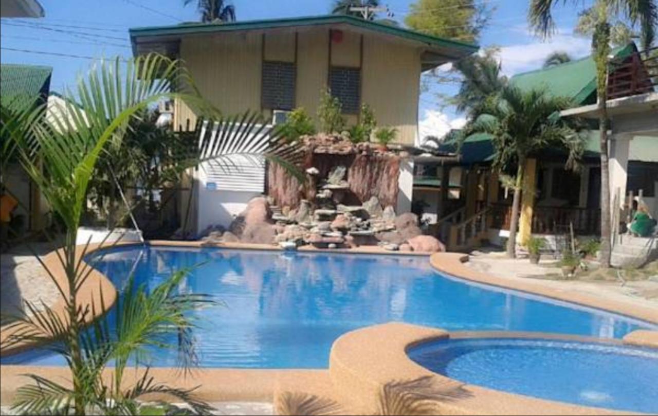 Seashore Beach Resort Puerto Galera Ngoại thất bức ảnh